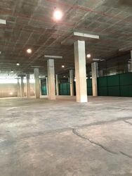 Gul Way (D22), Warehouse #510563041